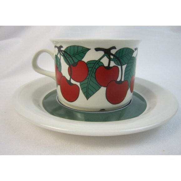 Arabia Finland Kirsikka Cherry Cherries Flat Cup with Saucer - Picture 1 of 8